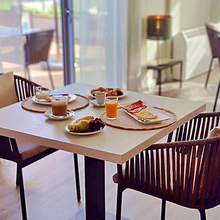 Boutique Hotel Oriola Cala de Sant Vicenc Eksteriør bilde