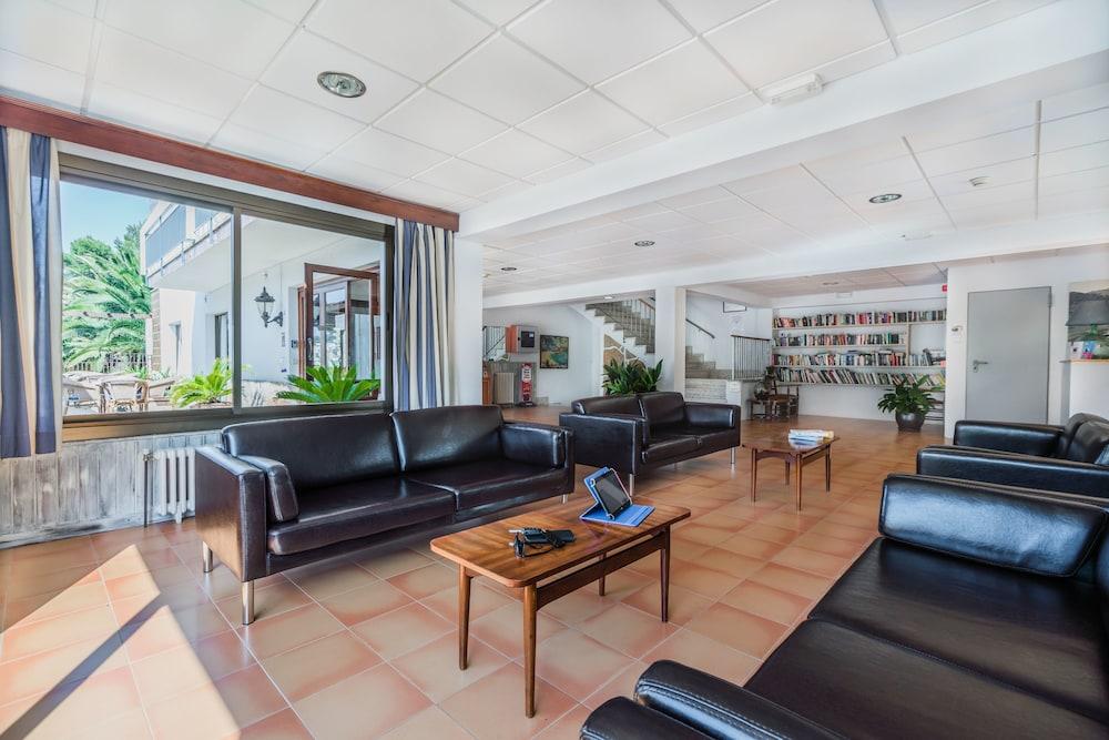 Boutique Hotel Oriola Cala de Sant Vicenc Eksteriør bilde