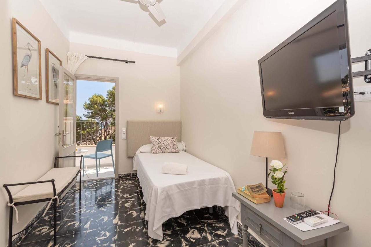 Boutique Hotel Oriola Cala de Sant Vicenc Eksteriør bilde