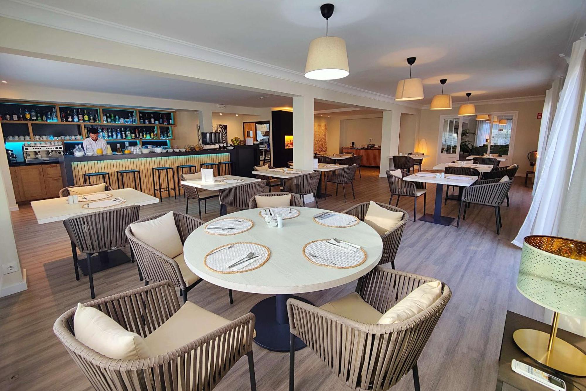Boutique Hotel Oriola Cala de Sant Vicenc Eksteriør bilde